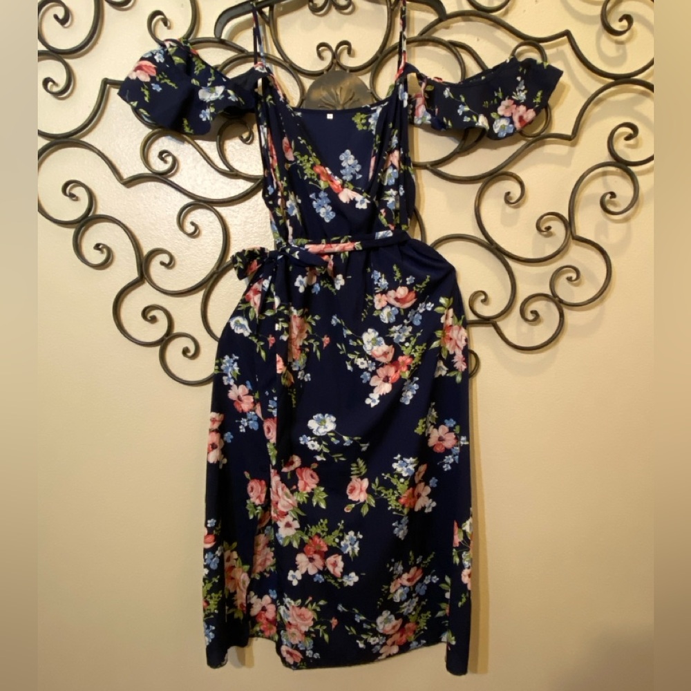 SHEIN Navy Floral Off-Shoulder Dress